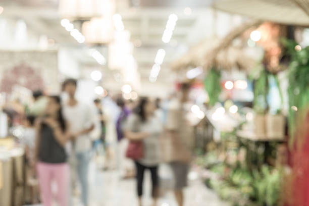 istock Blurred image of street market 1014778390