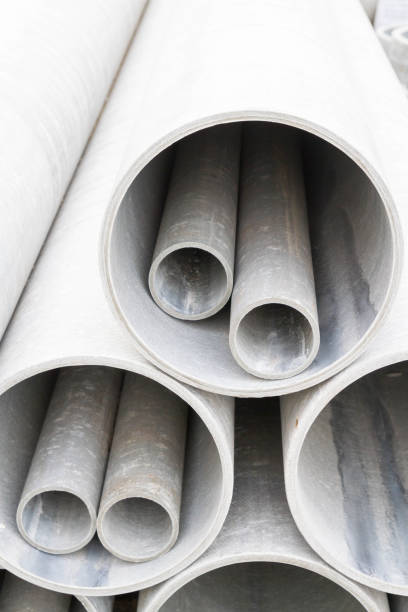 istock Pipes without naportnye used for construction 1014813494