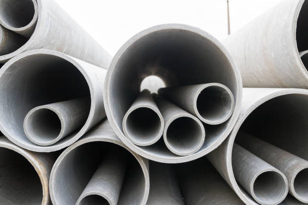 istock Pipes without naportnye used for construction 1014813592