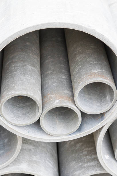 istock Pipes without naportnye used for construction 1014813610