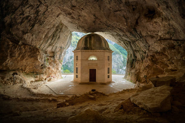 Temple of Valadier in Genga, Marche Italy Tempio di Valadier built in 1828 inside a cave near caves of Frasassi. marche italy photos stock pictures, royalty-free photos & images