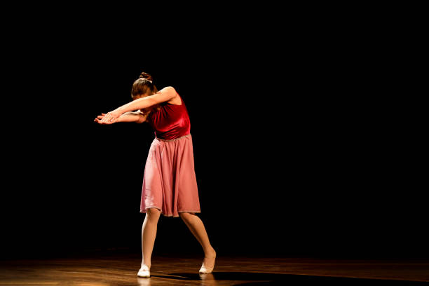 istock Young girl dancing ballet 1014875818