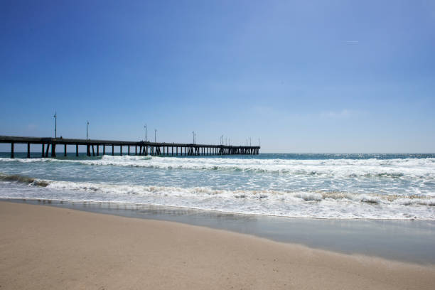 playa de venice en los ángeles, ca, usa - venice california santa monica pier sunset beach fotografías e imágenes de stock