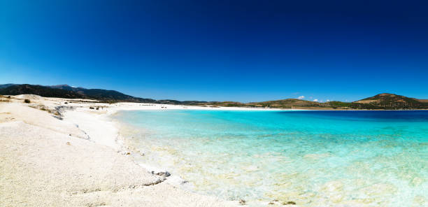 istock Salda lake beach in Turkey 1014897984