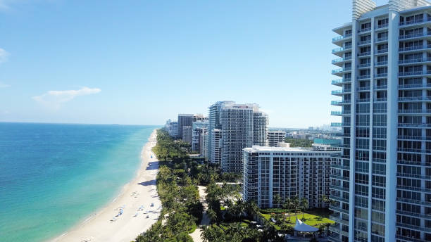 istock Aerial Beach View Of Miami Beach 1014944090