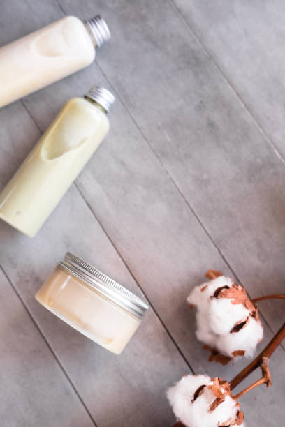istock Bottles with spa cosmetic products flatlay 1014979456