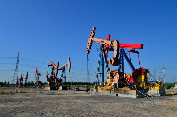 istock The oil pump 1015114278