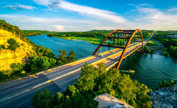 sunset at pennybacker bridge - old town imagens e fotografias de stock