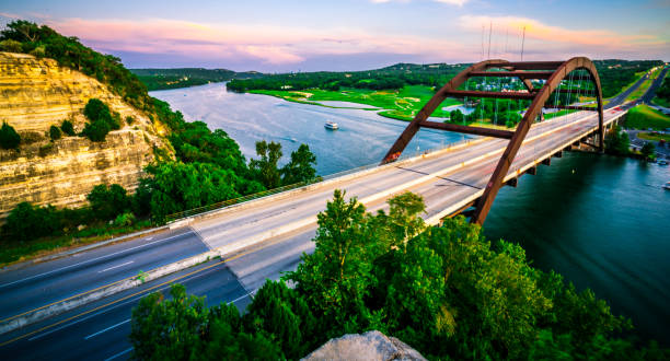 summer sunset colorful sky over austin , texas at pennybacker bridge panoramic panorama - old town imagens e fotografias de stock