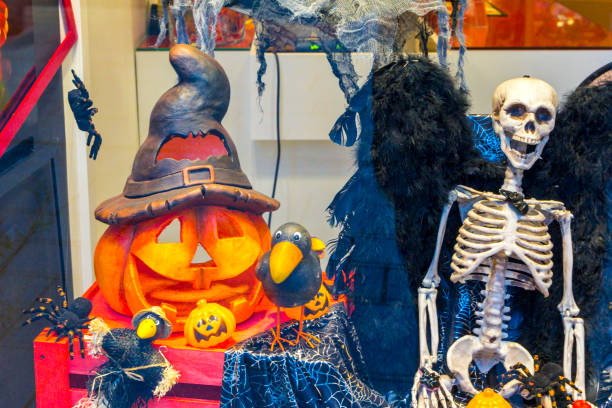 istock Symbol of halloween in window 1015303822