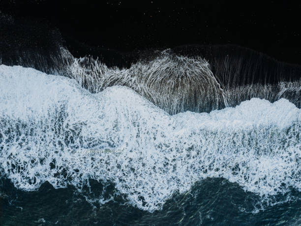 istock The ocean in Iceland 1015308678