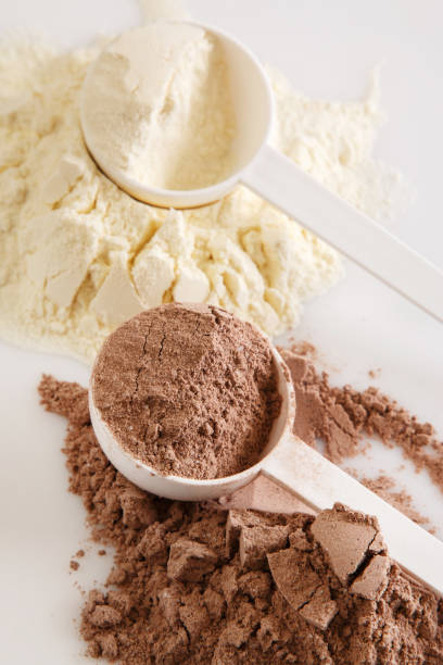 proteine in polvere - whey protein concentrate foto e immagini stock