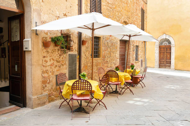 istock Street in Pienza, Tuscany 1015355188