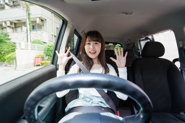 istock Woman having a traffic accident 1015378688