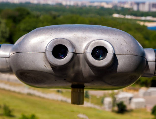 istock Inspection binoculars outside the city 1015416974