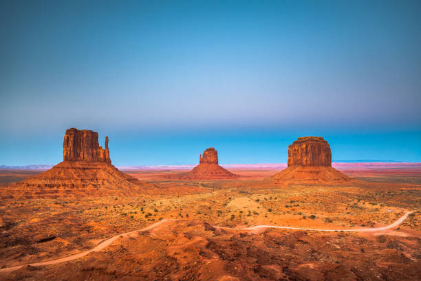 istock Monument Valley, Arizona, USA 1015442914