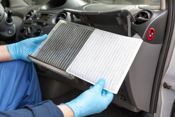 istock Clean and dirty cabin pollen air filter for a car 1015448372