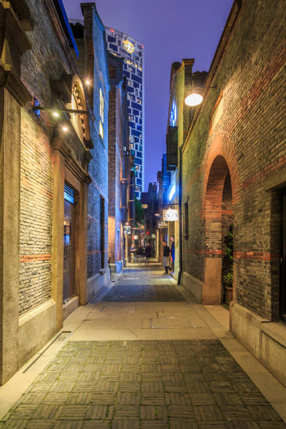 istock Shanghai Shikumen old building facade 1015452674