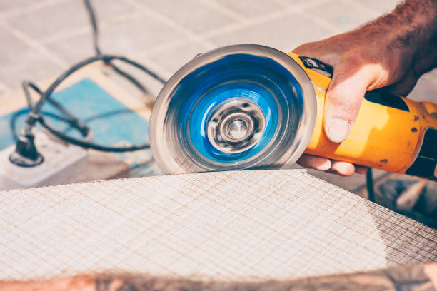 istock Professional skilled work on the installation of tiles 1015460874