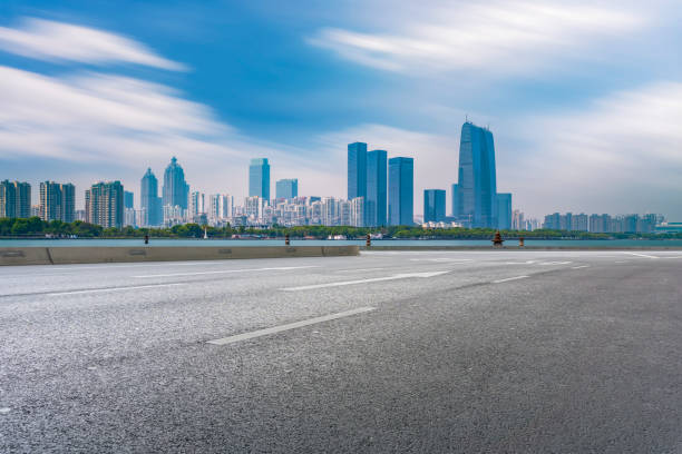 istock City Square Road Pavement and Suzhou Landmark Building Complex 1015507908