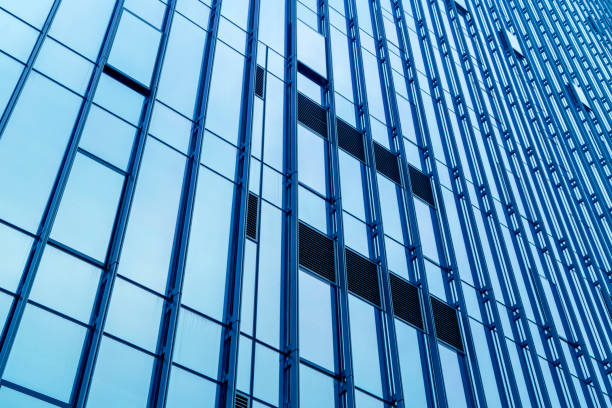 istock Commercial building glass windows 1015518476