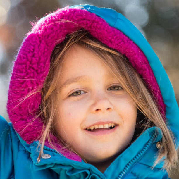 istock Smiling little girl 1015598382