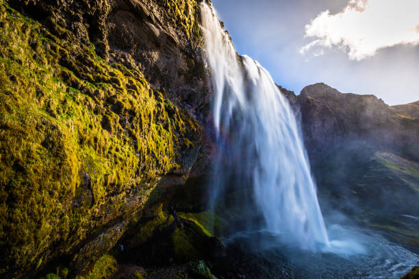 istock Seljalandsfoss - May 04, 2018: Seljalandsfoss waterfall, Iceland 1015604156