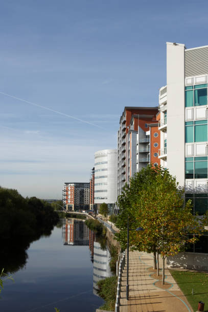 istock OFFICE AND APARTMENT BUILDING IN LEEDS CITY CENTRE 1015642124