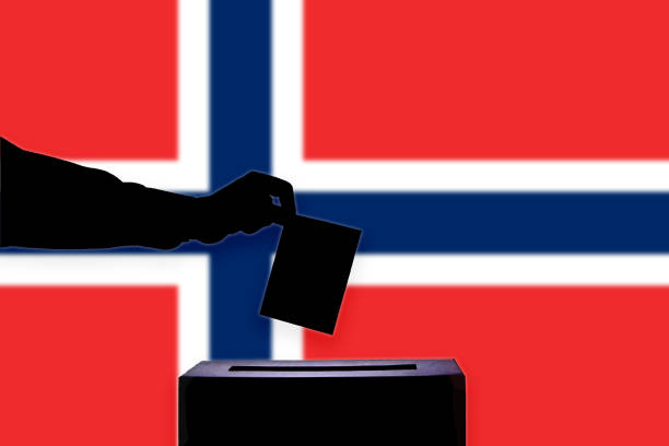 istock Norway flag with ballot box 1015650016