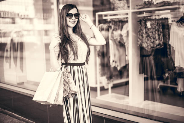 istock Woman in Shopping 1015679474