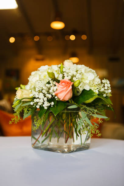 istock Wedding Bouquet/Flowers 1015757956