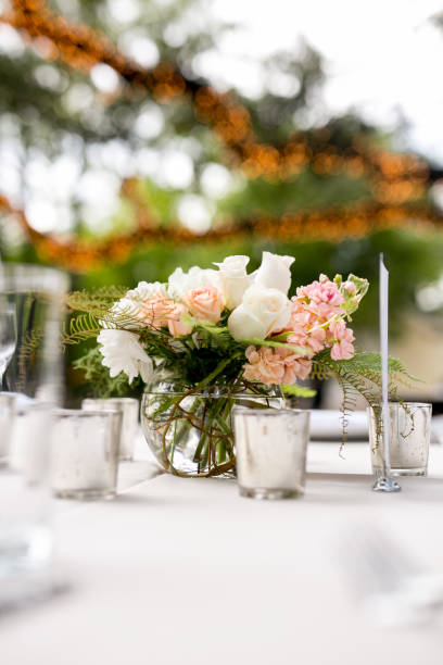 istock Wedding Bouquet/Flowers 1015762346