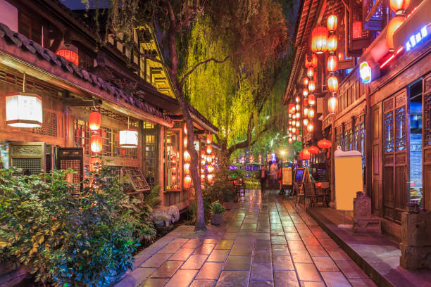 jinli street town und kuan-gasse und zhai gasse in chengdu - chengdu stock-fotos und bilder