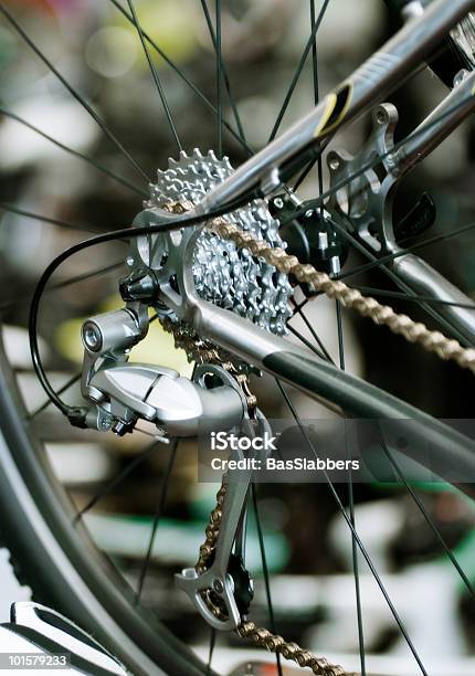 Bicicletas Desviador Trasero En Una Tienda De Bicicletas Foto de stock y más banco de imágenes de Bicicleta