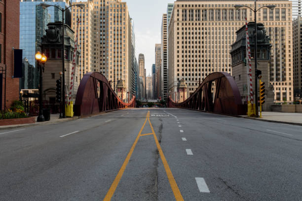 istock Lasalle Street 1015858494