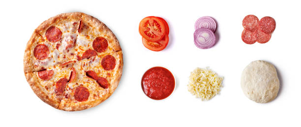 rebanadas pizza de pepperoni - pepperoni fotografías e imágenes de stock