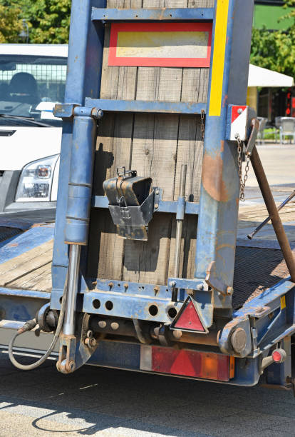 istock Back part of a trailer truck 1015986964