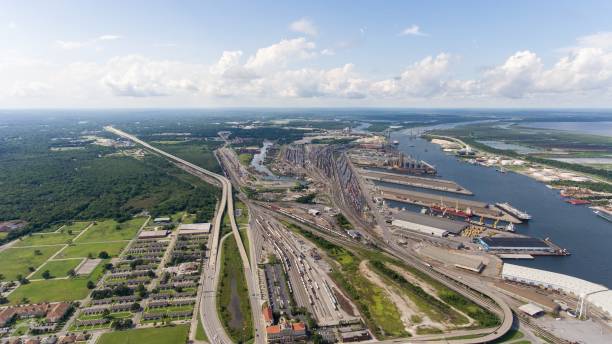 istock Downtown Mobile, Alabama Cityscape 1015995200