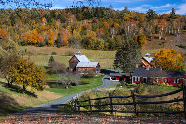 istock Vermont Fall Foliage Landscapes 1016006028