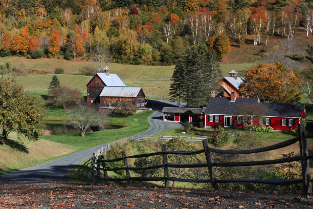 istock Vermont Fall Foliage Landscapes 1016006506