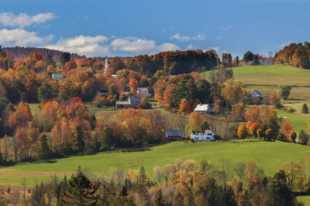 istock Vermont Fall Foliage Landscapes 1016013638