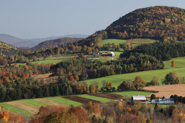 istock Vermont Fall Foliage Landscapes 1016014026