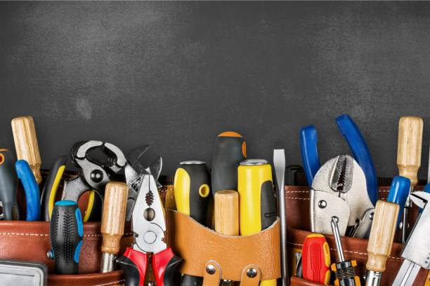 outil. - work tool repairman tool belt hand tool photos et images de collection