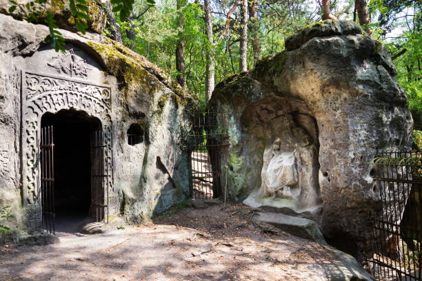 istock Man made sandstone cave Klacelka near Libechov, Czech Republic 1016256726
