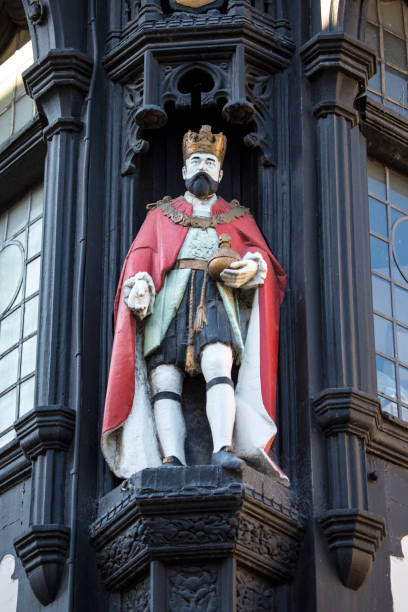 istock Old Sculpture on Building Exterior in Chester, UK 1016275558