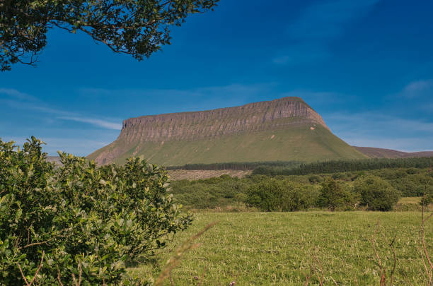 The imposing Table Mountain Ben Bulben in Ireland The imposing Table Mountain Ben Bulben in Ireland in nice weather with meadow in the foreground ben bulben stock pictures, royalty-free photos & images