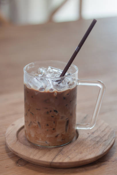istock Iced coffee in coffee shop 1016351390