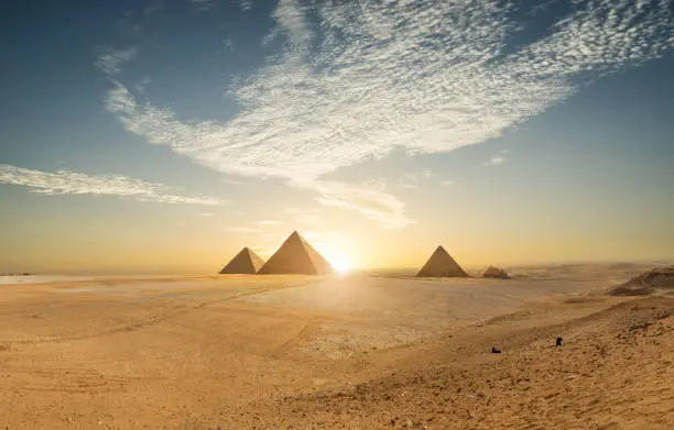 Photo of Khufu pyramid and empty square, Cairo, Egypt