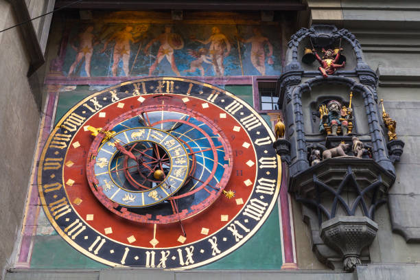 istock Ancient Astronomic clock of Zytglogge, Bern 1016522772