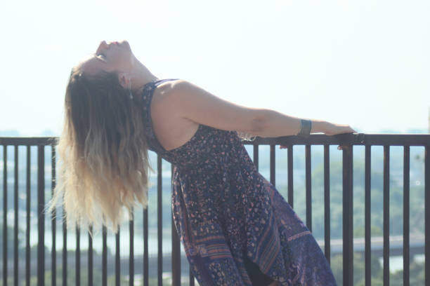 istock Single woman enjoying the view 1016631324